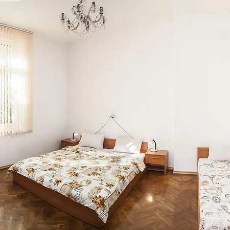 Five Corners Guest house